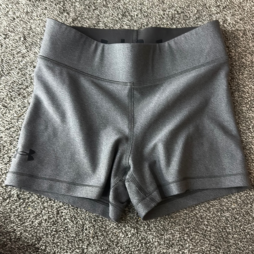 Gray Under Armour spandex